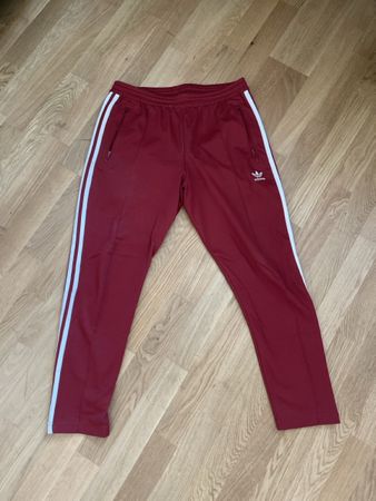 Adidas Trainingshose, bordeaux rot, Grösse M, Top Zustand!