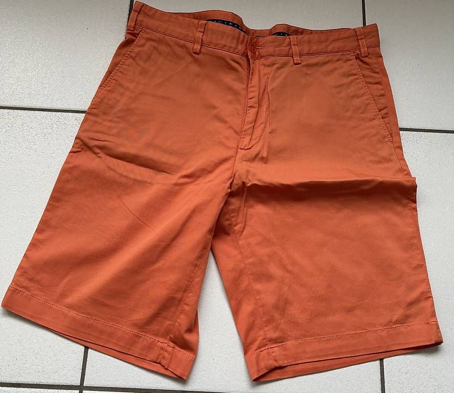 Pantaloni: Neu kurze Hose Paul & Shark – Usato da Walchwil venduto da AlonsoXXX