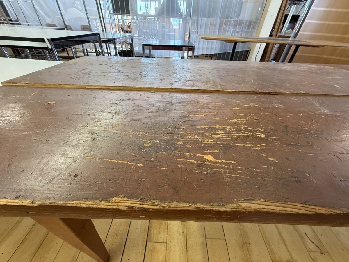 Tische: Antiker Schweizer Bauerntisch – Gebraucht aus Fulenbach von Annie.s_Mid_Century 3