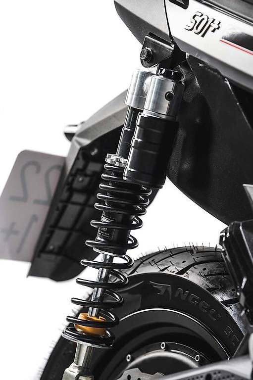 Scooters: Hinterraddämpfer Etrix Silence E-Roller Standard – Neuf (Voir description) à Seewen SO par Eliane-Nora