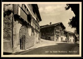 AK Werdenberg, Straßenpartie im Städtli, Rotes Haus