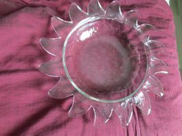 Glasschale von Glasi Hergiswil in Sonnenform