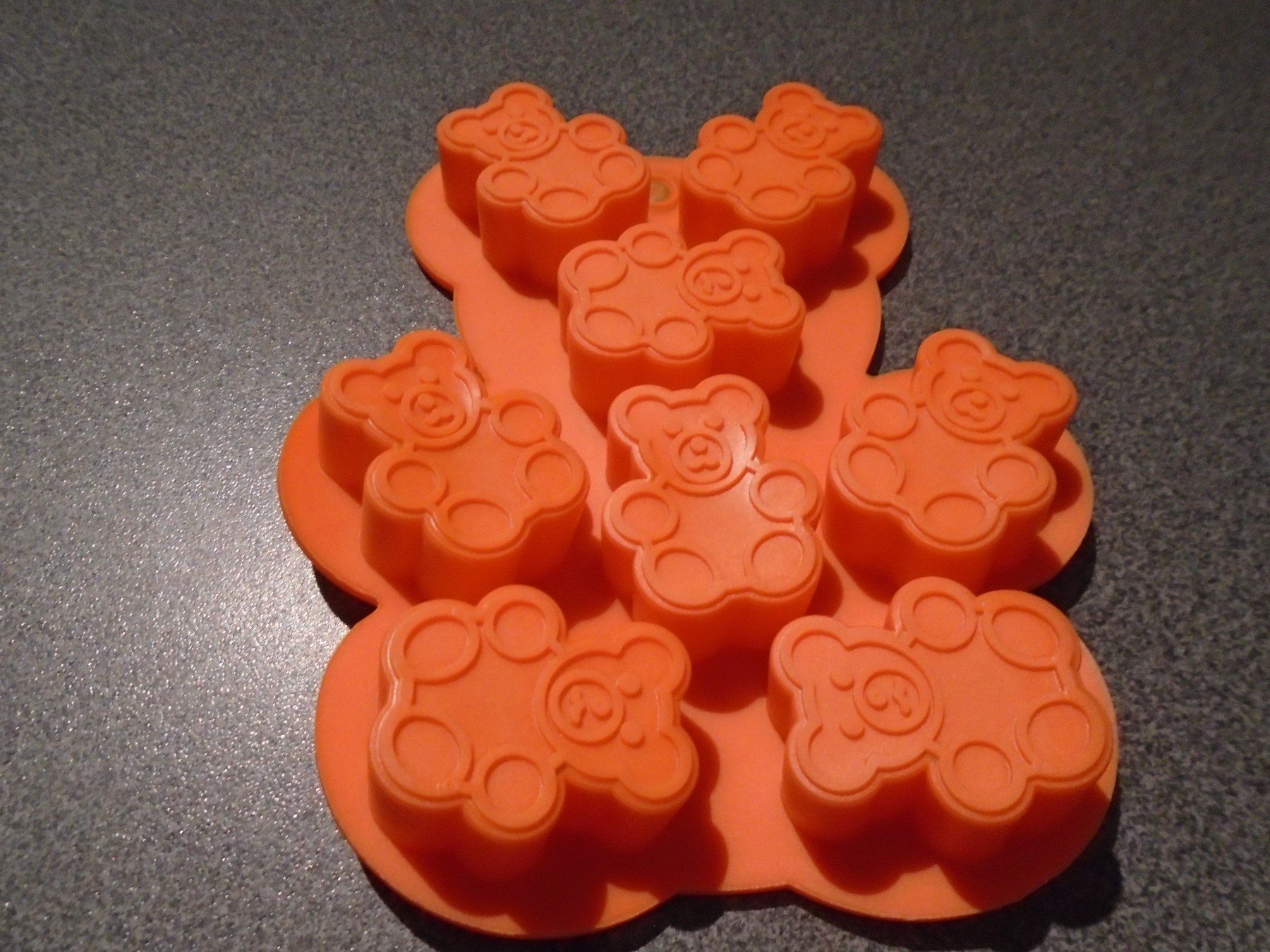 Backformen: Silikonform Bärchen, orange – Neu und originalverpackt aus Zürich von abraxas1291 1