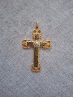 petite croix avec perle