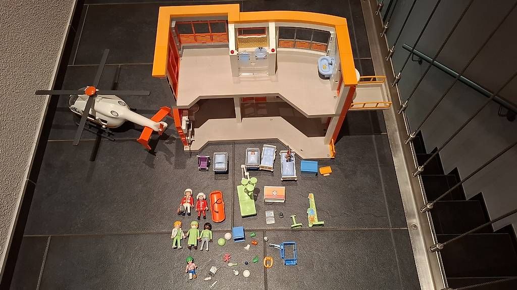 Playmobil Giocattoli: Playmobil Krankenhaus – Usato da Gelfingen venduto da Landini0 2