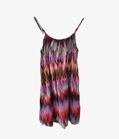 Luftiges Sommerkleid mit schöner Federoptik
