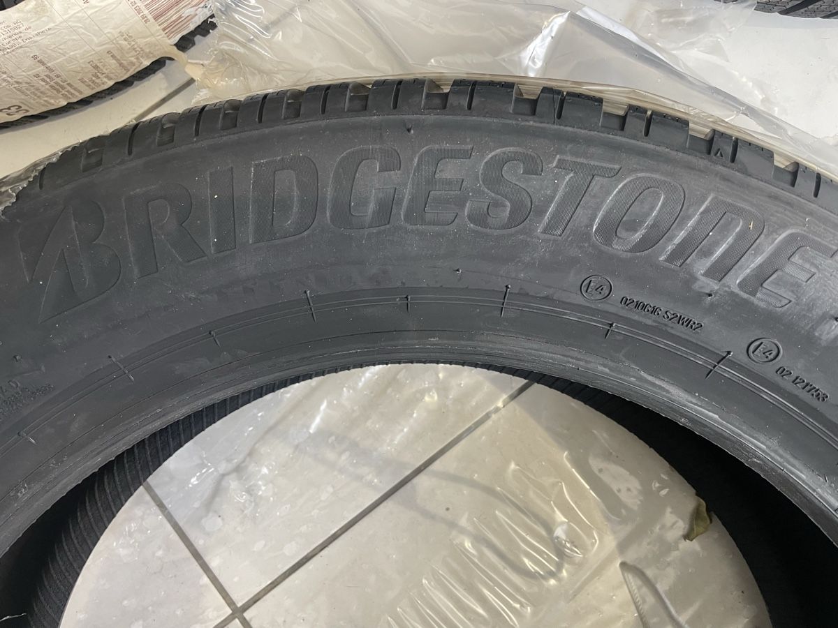 Bridgestone Pneumatici & Ruote complete: Bridgestone Winterpneu Neu 2stk – Nuovo (secondo la descrizione) da Tecknau venduto da Garage_St.Buser