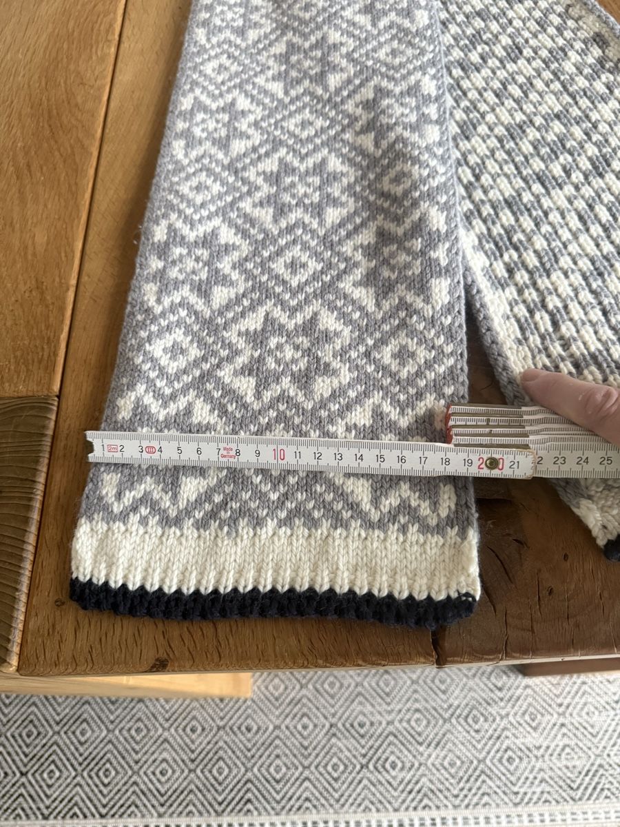 Foulards, Tücher & Schals: Wunderschöner Wollschal. Made in Germany – Gebraucht aus Sirnach von sirni 2