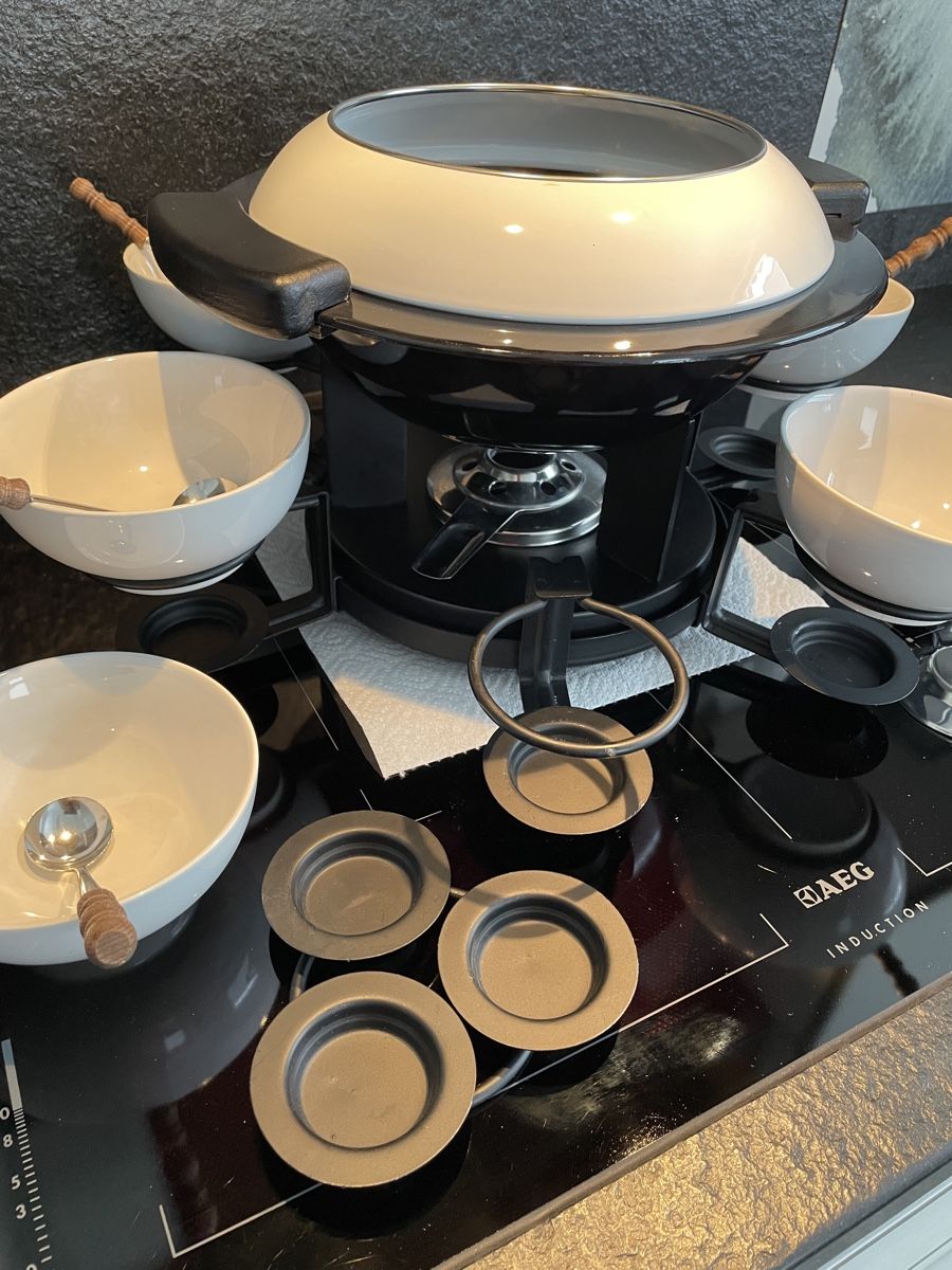Set di piatti: Cleveres Fondueset – Usato da Lengnau AG venduto da Sayuri5 2