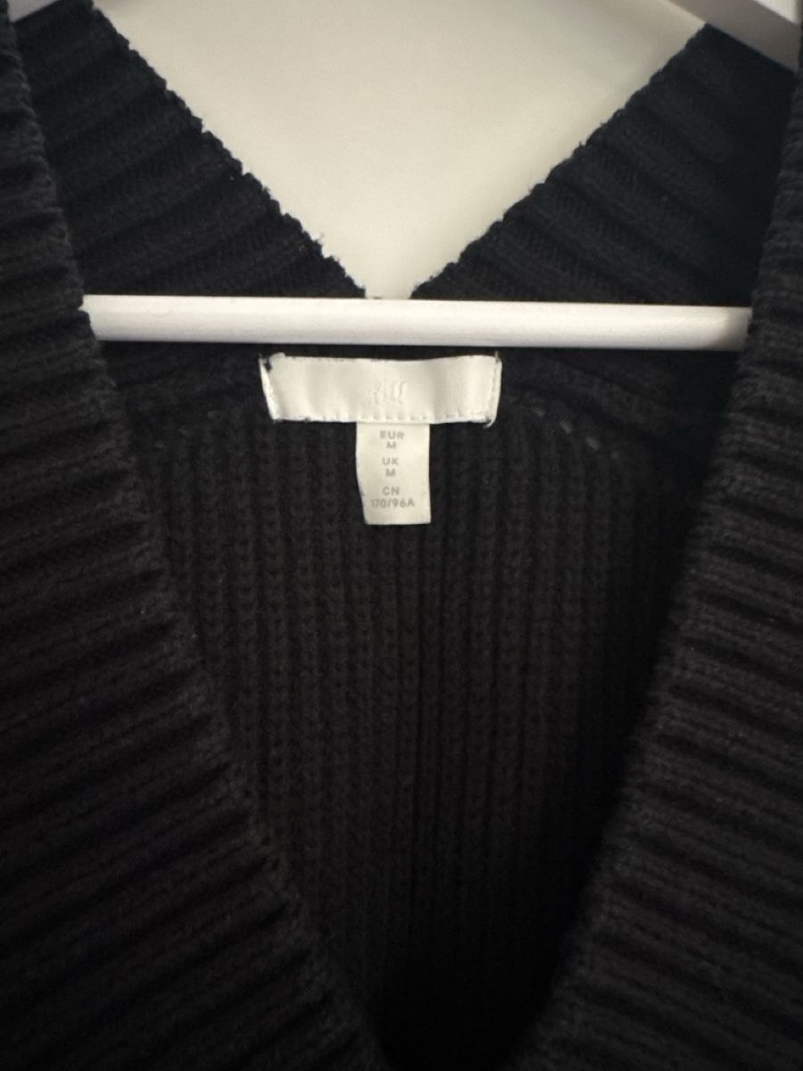 H&M Gilets & Westen: Weste Schwarz Grösse M – Gebraucht aus Zürich von dan_ztl5 3