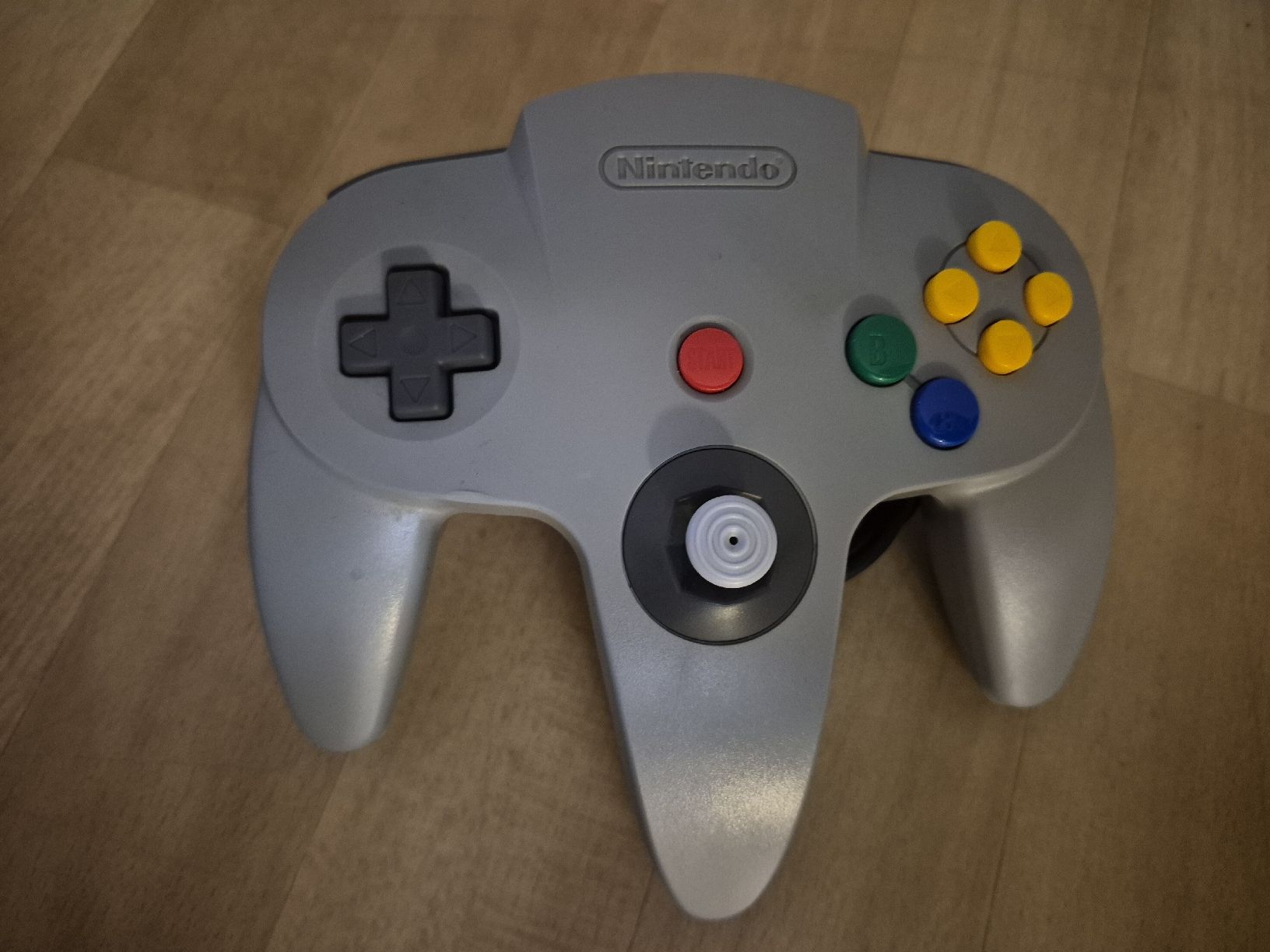 Nintendo Controller: Nintendo 64 Kontroller Original – Gebraucht aus Dielsdorf von BARDARRU