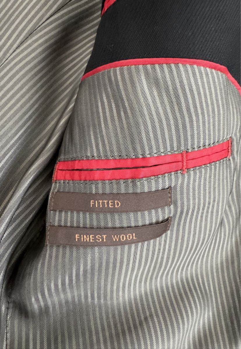 Completi: S. Oliver Jacket mit Hose (Anzug) – Usato da Nussbaumen AG venduto da ColouredDay 1