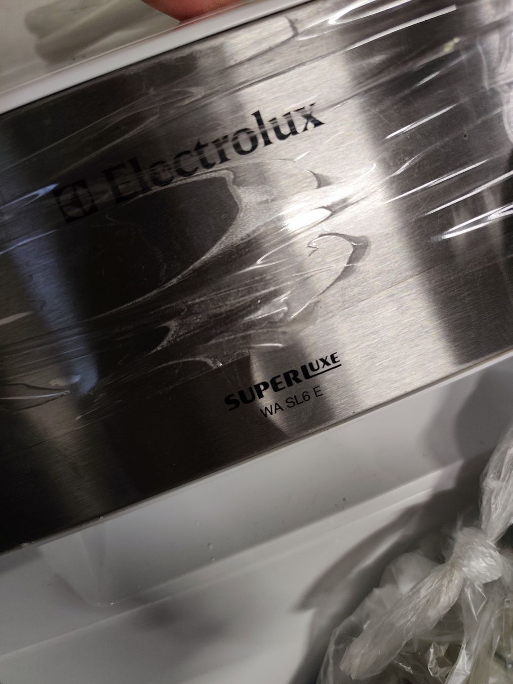 Electrolux Lavatrici: Waschmaschine Electrolux WA SL6 E TrocknerElectrolux TW sl6E – Usato da Niederstocken venduto da Nikopol 5