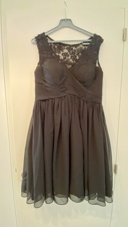 Elegantes Partykleid, Gr. 40