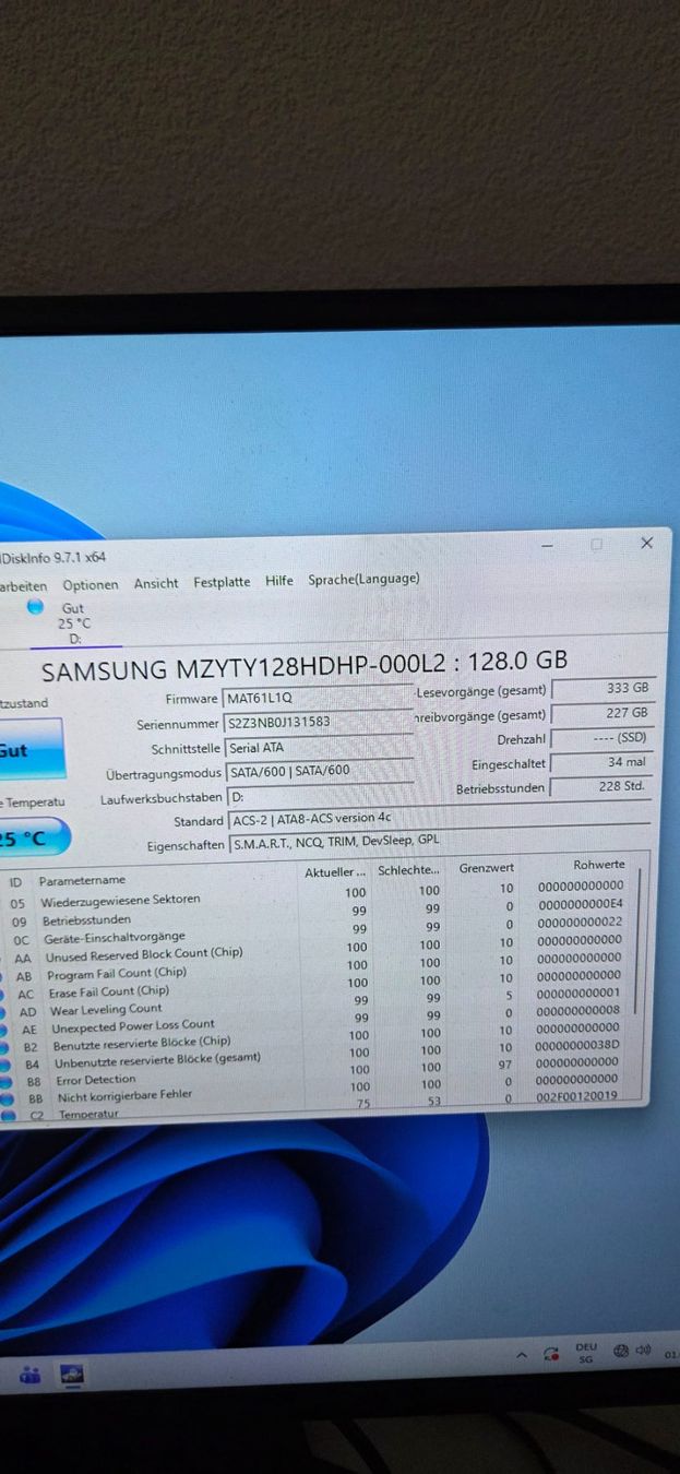 Samsung Dischi rigidi: Samsung 128GB SSD neuwertig – Usato da Zihlschlacht venduto da vogelgrip 1
