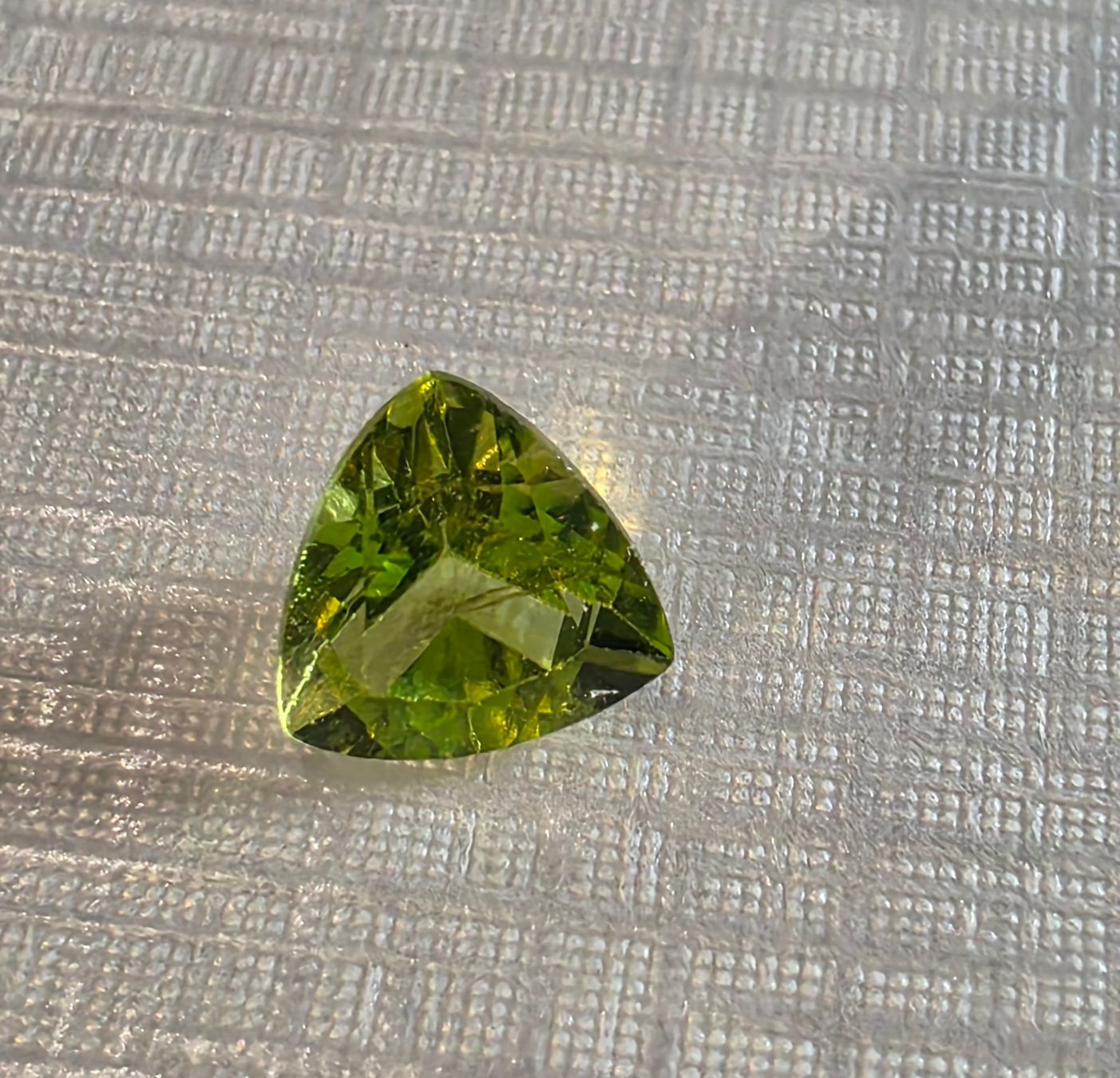 Pietre preziose: 1,30 ct Péridot naturel – Usato da Carouge GE venduto da Crystal_Energy 1
