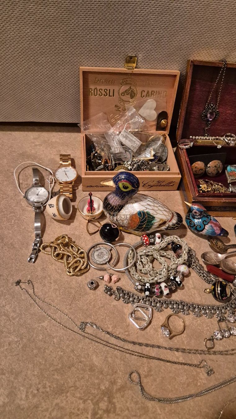 Altri gioielli: Konvolut Schmuck und Accessoires, gemischte Teile – Usato da Schaffhausen venduto da Lenas19 5