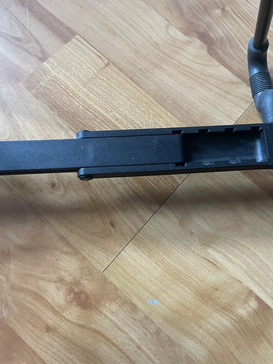 König & Meyer Instrumenten-& Notenständer: Support guitare pliable et réglable  – Gebraucht aus St. Gallen von jvu_wm5v 2