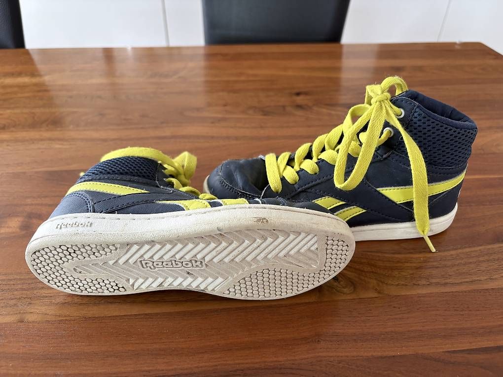 Reebok Scarpe per ragazzi: Turnschuh Grösse 31 – Usato da Spiez venduto da Fridu99