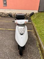 Scooter cittadino bianco Yamaha