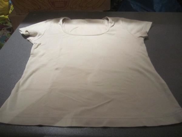 T-shirt: T-Shirt ca. Grösse M, hellbraun – Usato da Zürich venduto da abraxas1291