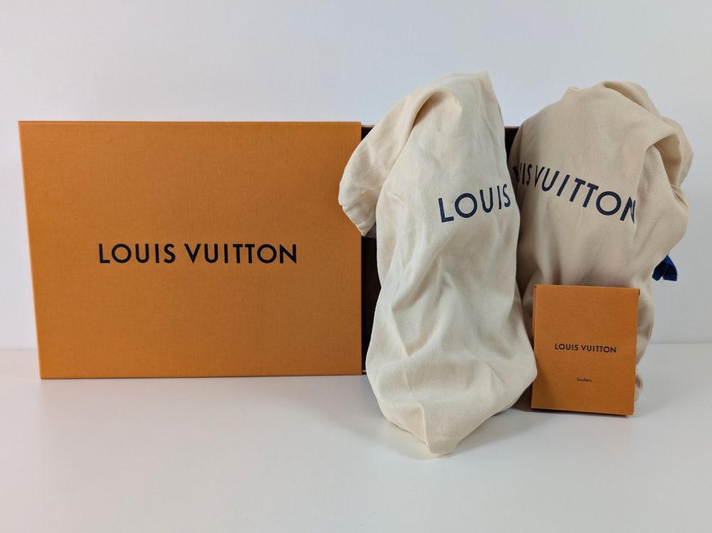 Louis Vuitton Scarpe da uomo: LOUIS VUITTON Rivoli Monogramm Sneaker Weiss – Usato da Schaffhausen venduto da Restwert_SH 7