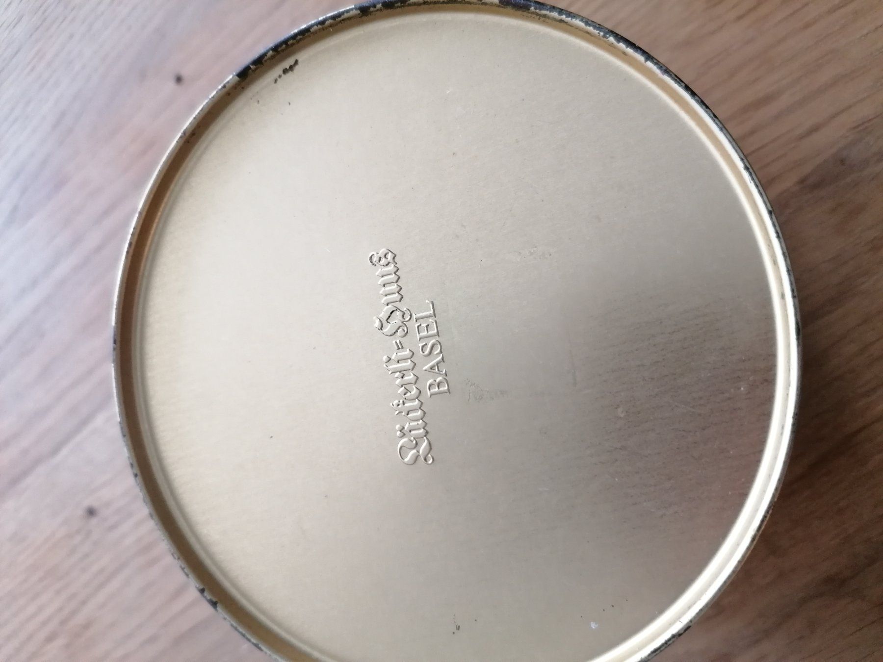 Dosen: Blechdose Läckerli Huus Vintage – Gebraucht aus Basel von vintagecollector 2