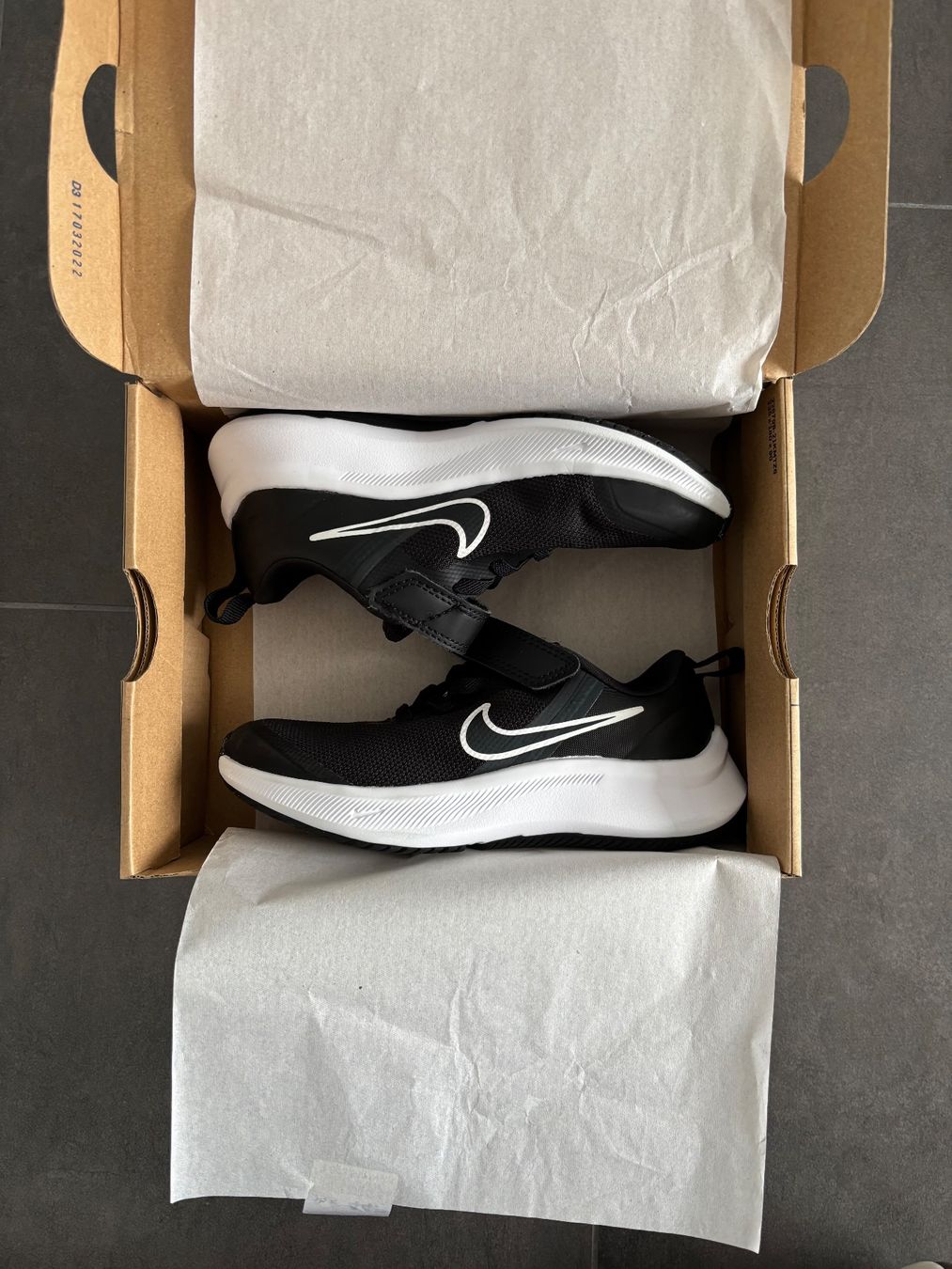 Nike Scarpe da uomo: Nike Star Runner 3 (PSV) – Usato da Oberägeri venduto da MariaLehman 6