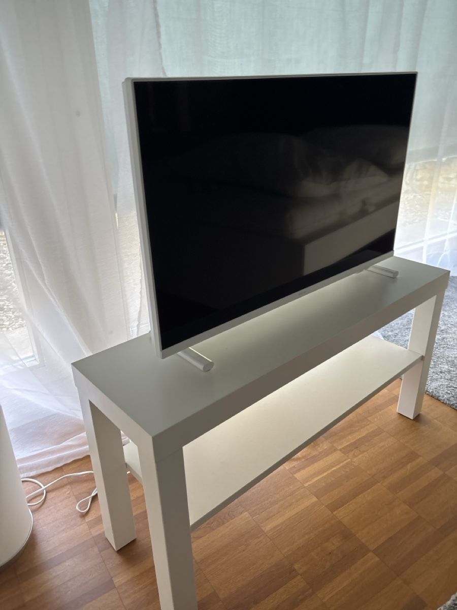 Philips Fernseher: Philips TV 32“, LED Ambilight – Neu (gemäss Beschreibung) aus Muttenz von Stefan8 3