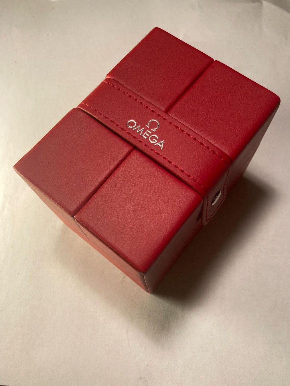 Omega Scatole porta orologi: Omega Box – Nuovo e nell'imballaggio originale da Varen venduto da Brico41 4