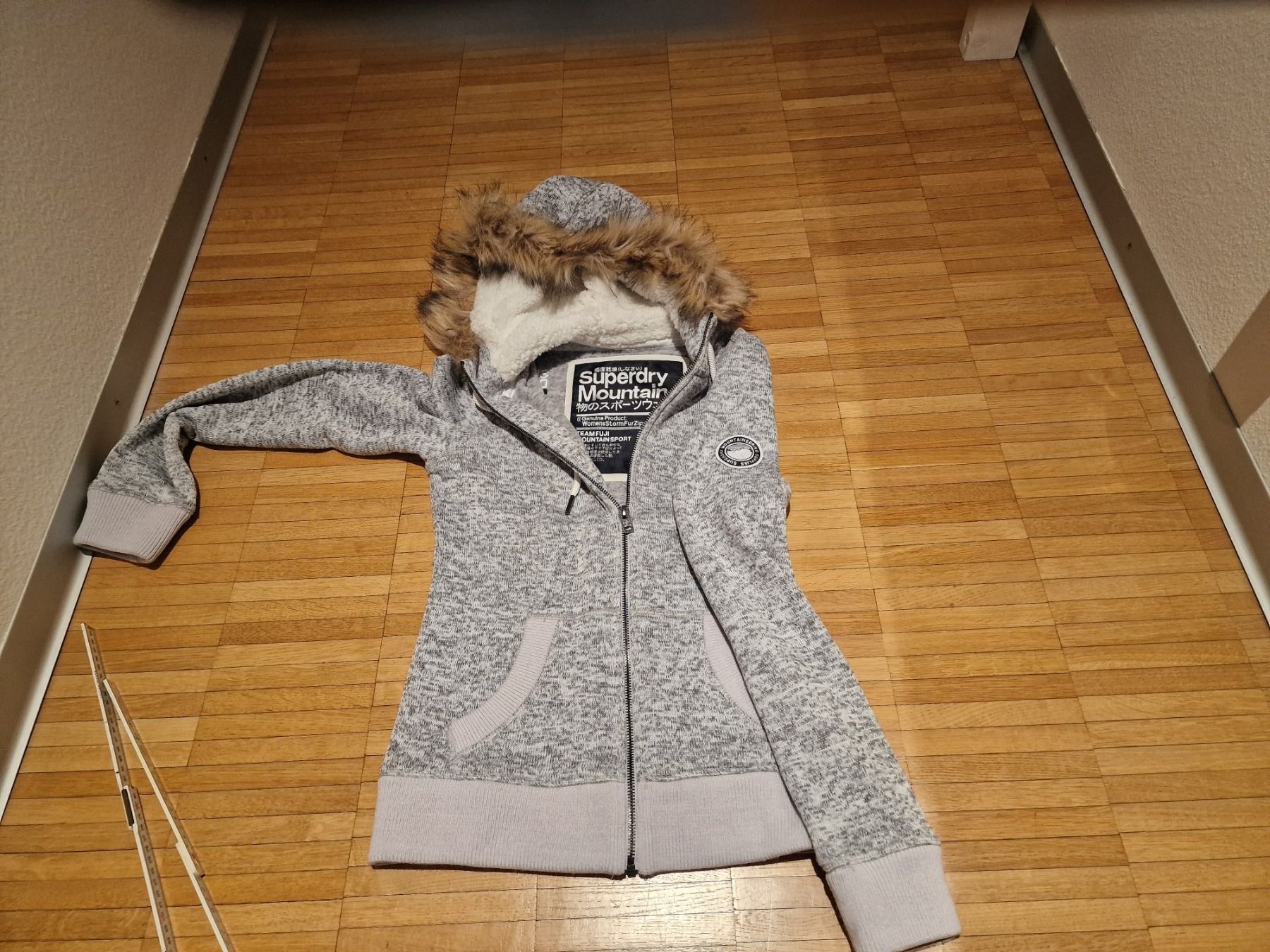 Superdry Jacken: Superdry Sweatshirtjacke – Gebraucht aus Laufenburg von may_r2st 1