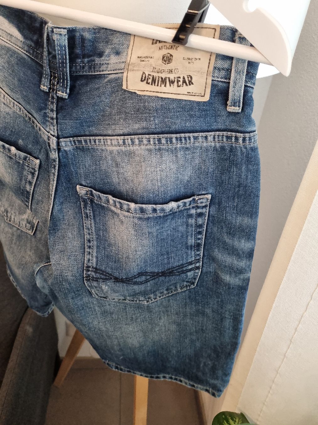 Zara Pantaloni: Zara Man Denim Shorts – Nuovo (secondo la descrizione) da Aigle venduto da Smagbrelle18 5