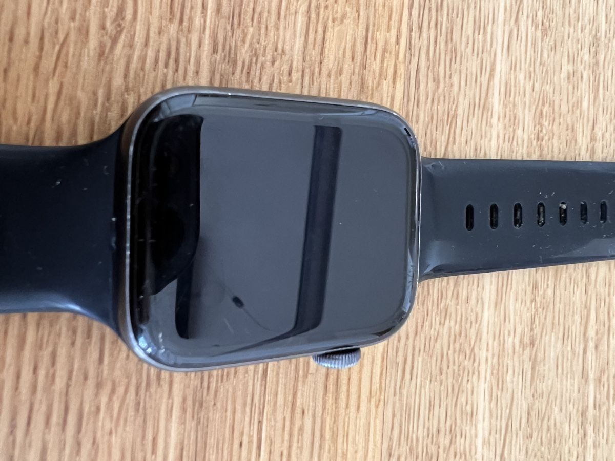 Apple Smartwatch: Apple Watch Series 5 GPS Aluminium  – Gebraucht aus Elgg von Batigol_9 2