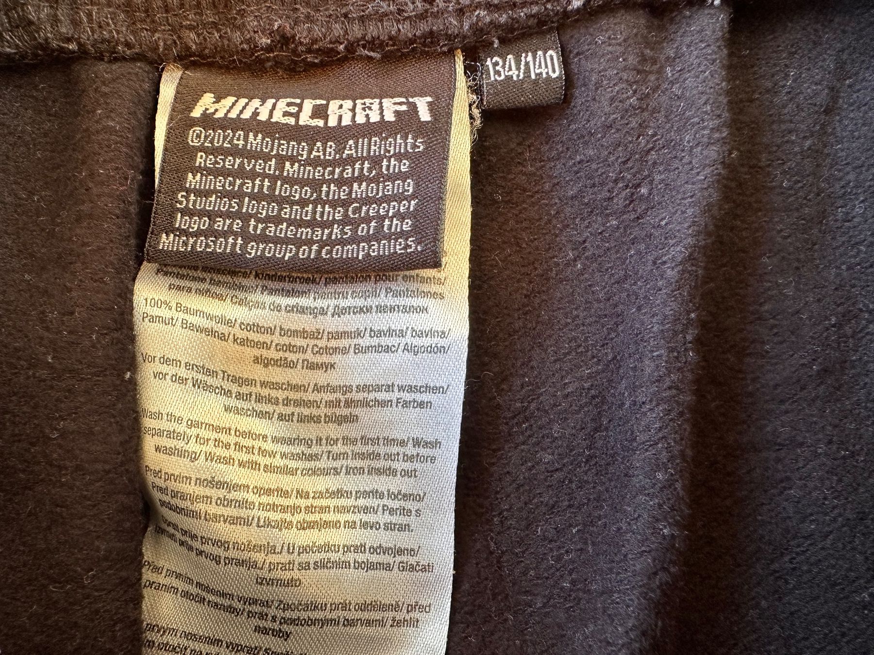 Pantaloni: Minecraft Trainerhose Jogginghose Grösse 134/140 – Usato da Illnau venduto da Xanny777 2