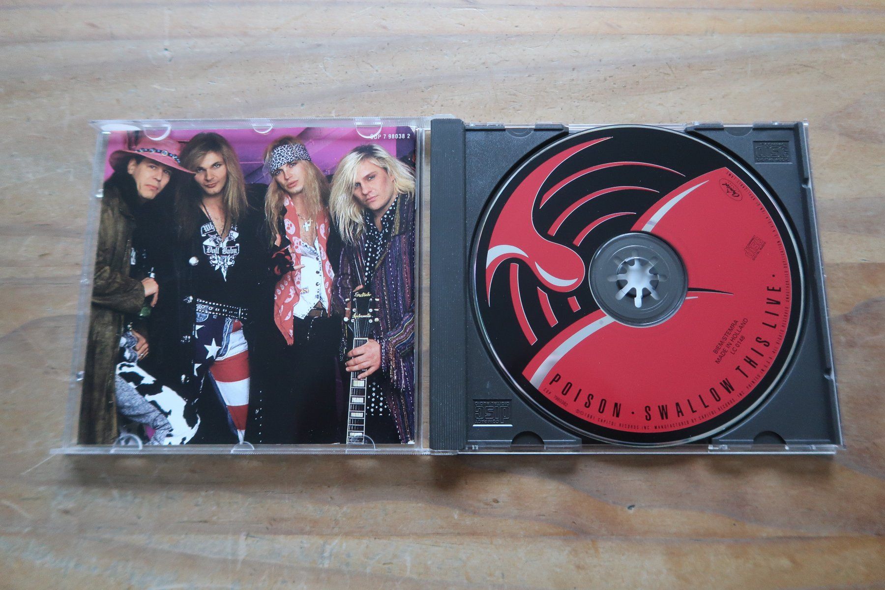 CDs: POISON - SWALLOW THIS LIVE - CD – Gebraucht aus Basel von Patiscat 3