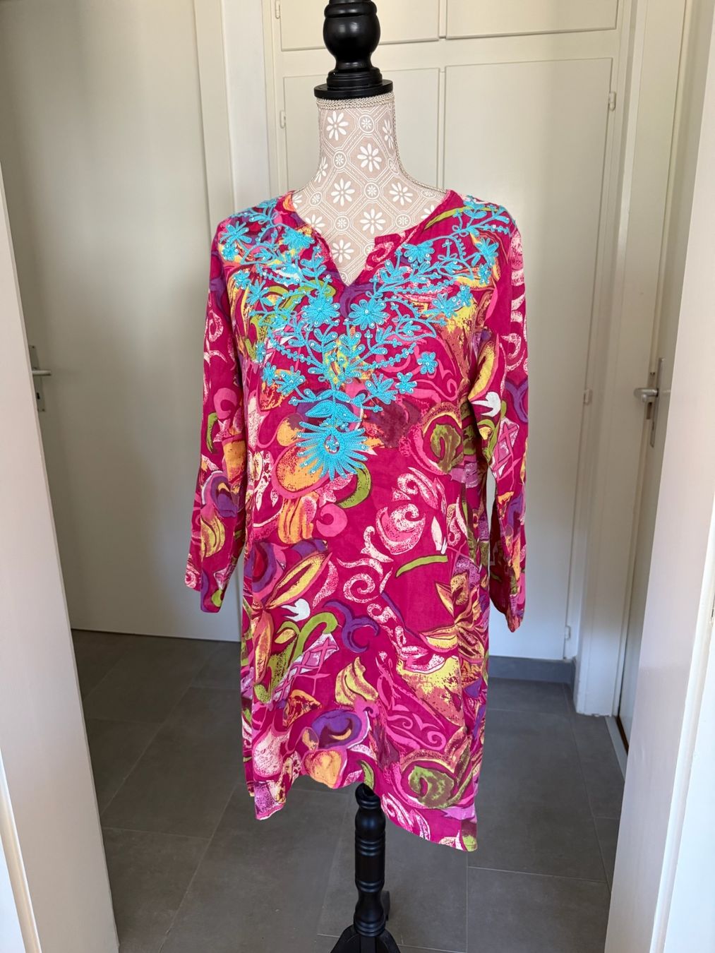 Kleider: Robe de plage - M – Gebraucht aus Sion von accroshoes