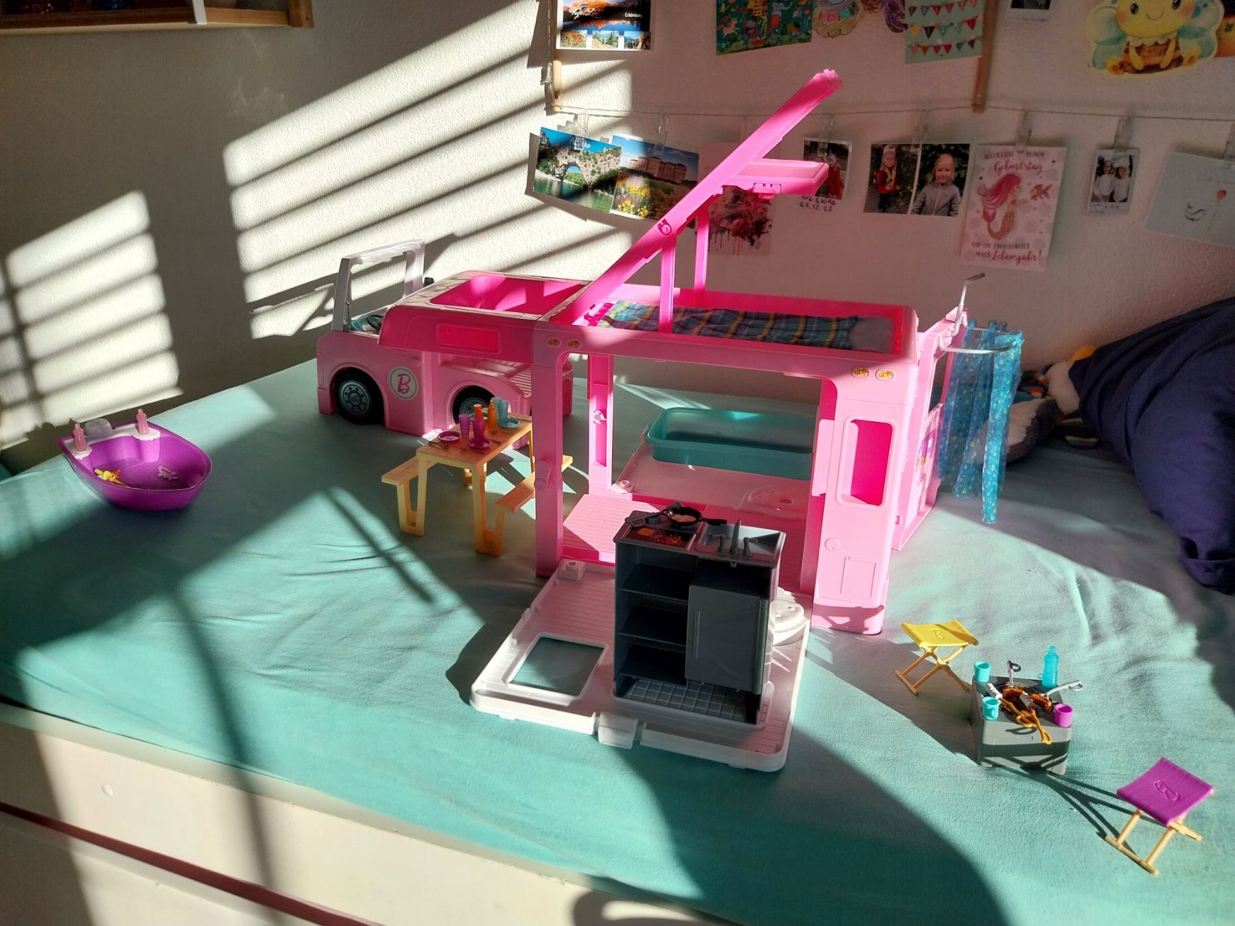 Barbie Case e mobili per bambole: Barbie 3-in-1 Super Abenteuer-Camper – Usato da Bern venduto da Epaddelw 5
