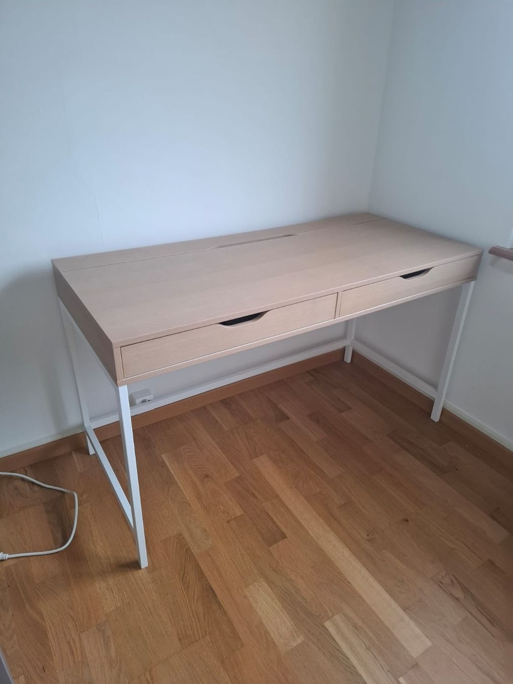 Bureaux: Schreibtisch weiss/Eichenachbildung – Neuf (Voir description) à Zürich par and_b9rp 3