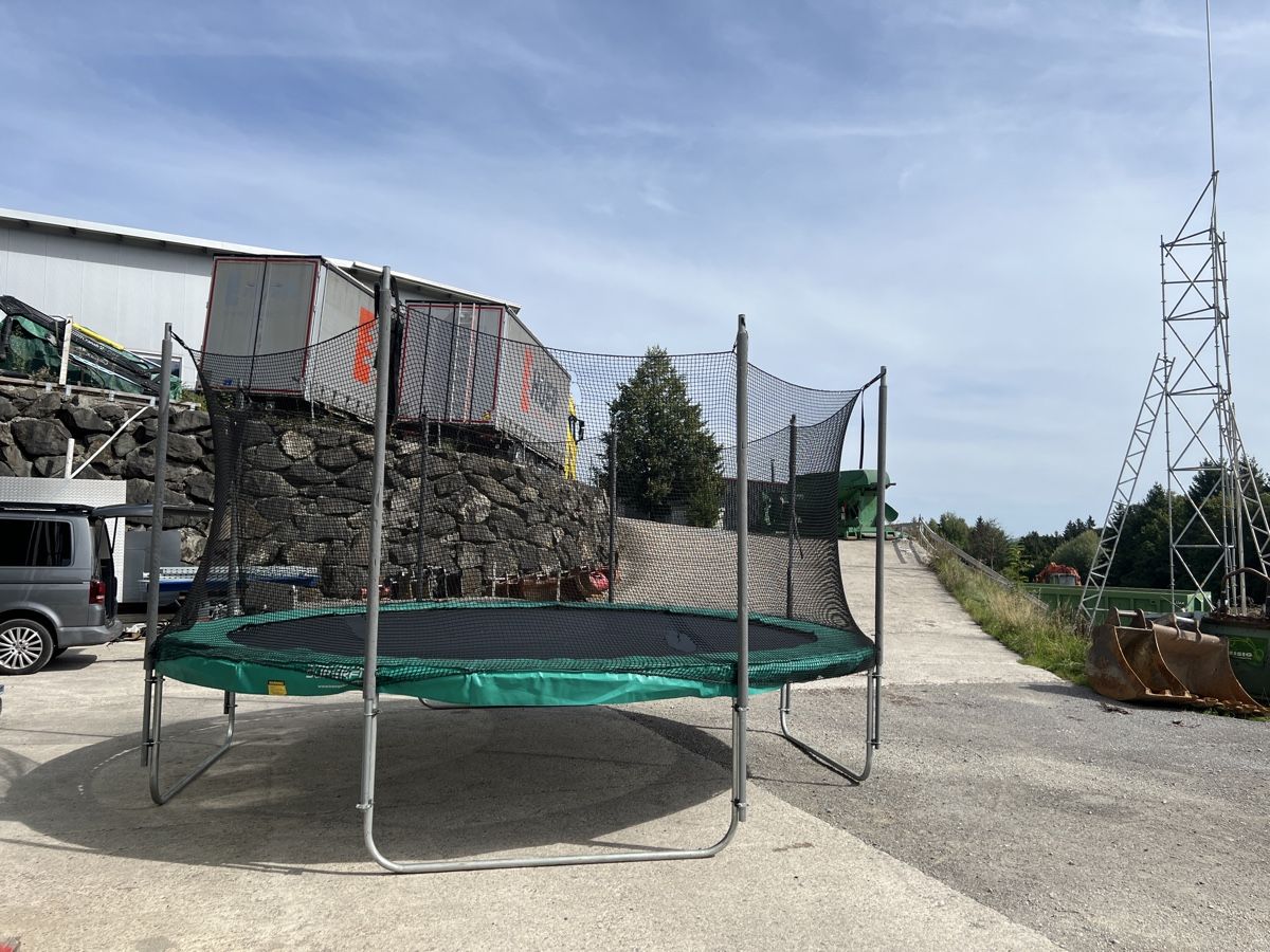 Trampoline: Trampolin SUPERFUN, Durchmesser 5m – Gebraucht aus Hundwil von panzermech 1