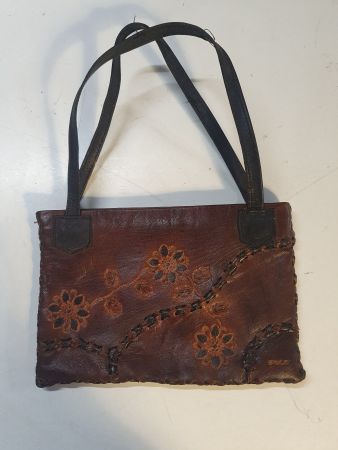 Damenhandtasche Leder geprägt