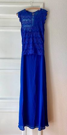 Elegantes Abendkleid königsblau