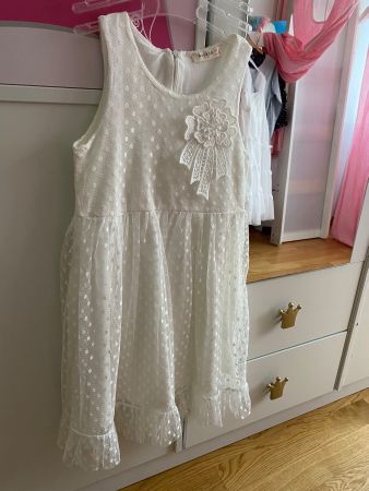 Kleid Mädchen Gr. 128