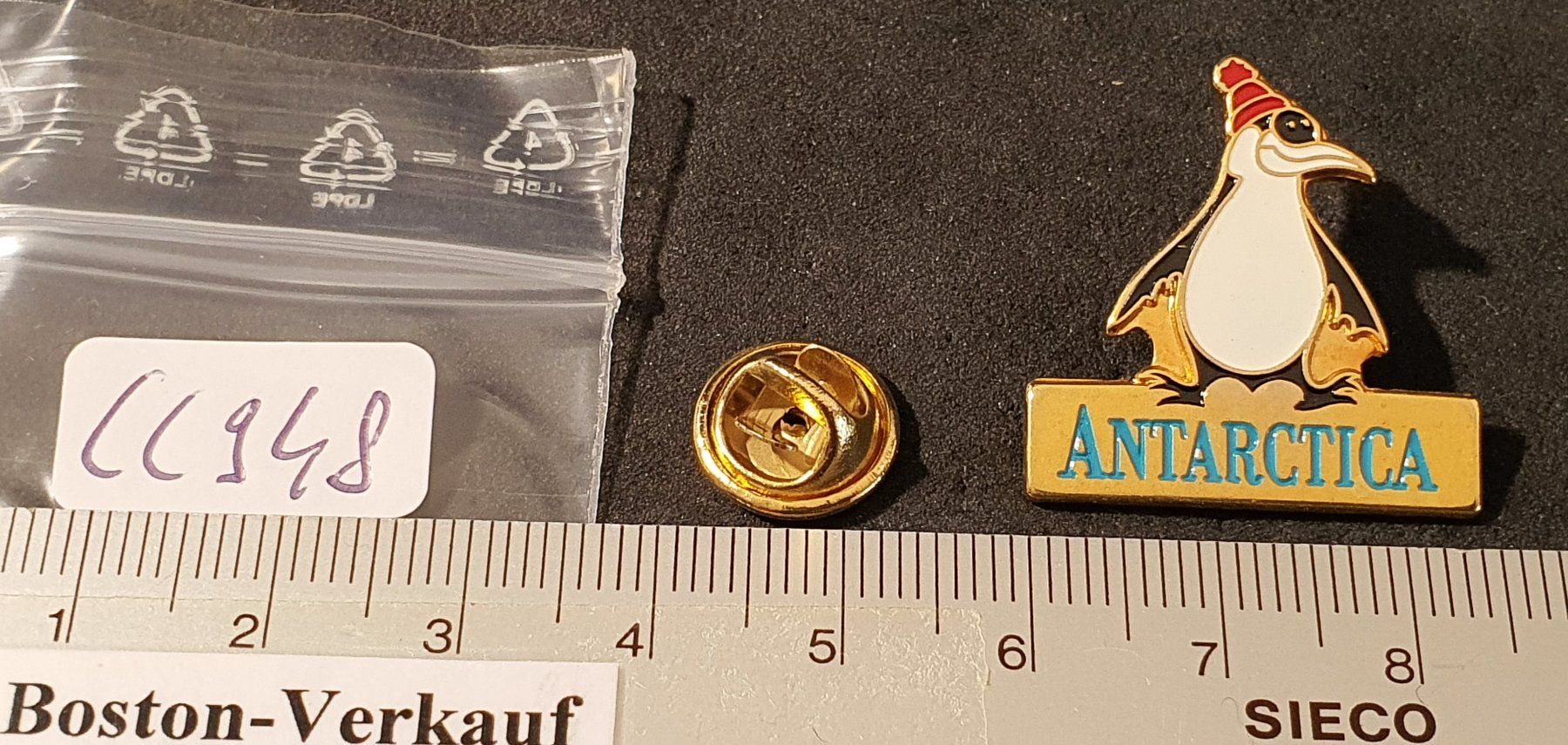 Placchette & Badge: CC948 - Pin Pinguin ANTARCTICA – Usato da Reinach BL venduto da Boston-Verkauf 1