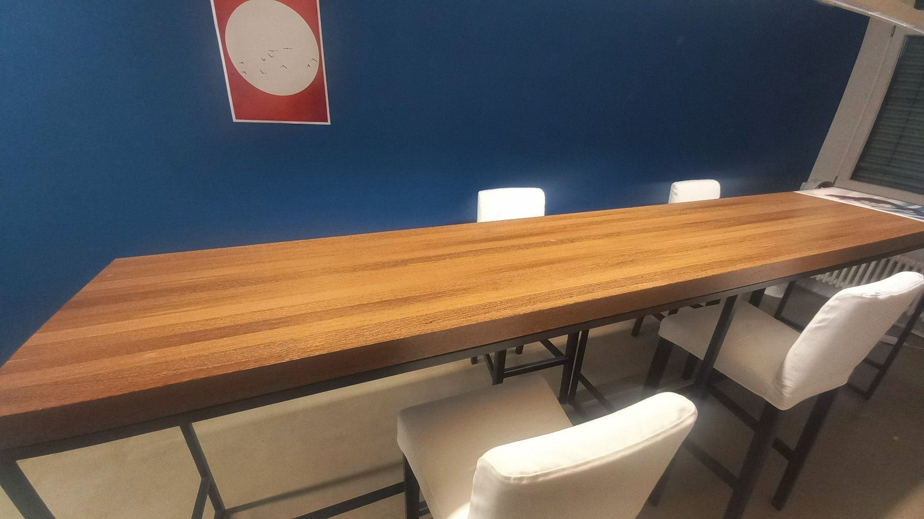Tavoli: Hoher Tisch mit 4 Hochstühlen – Usato da Zürich venduto da ver_5cjl 1