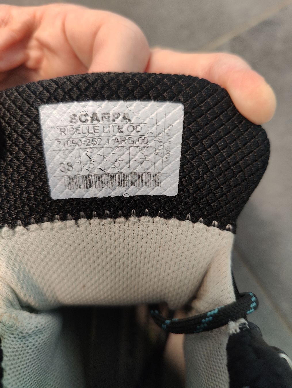 Scarpa Scarpe da donna: Bergschuh Scarpa Ribelle Lite OD – Usato da Bolligen venduto da Mumpi 3
