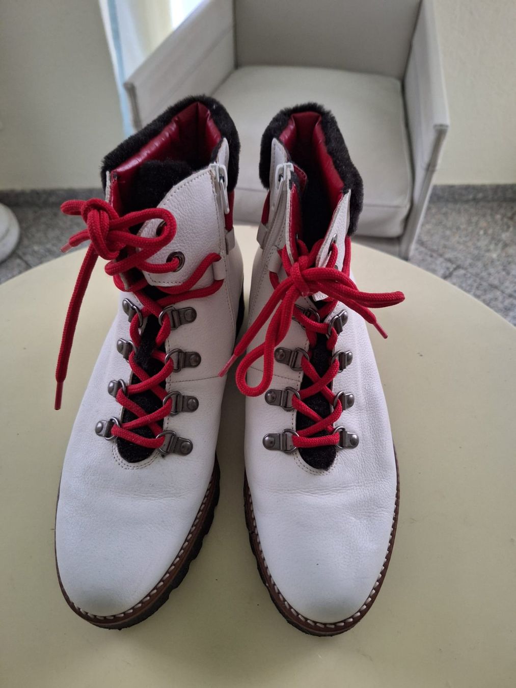 Gabor Scarpe da donna: Bootsschuhe Gabor, weiss, Gr. 40  neu! – Nuovo (secondo la descrizione) da Bremgarten venduto da gernekaufen1969