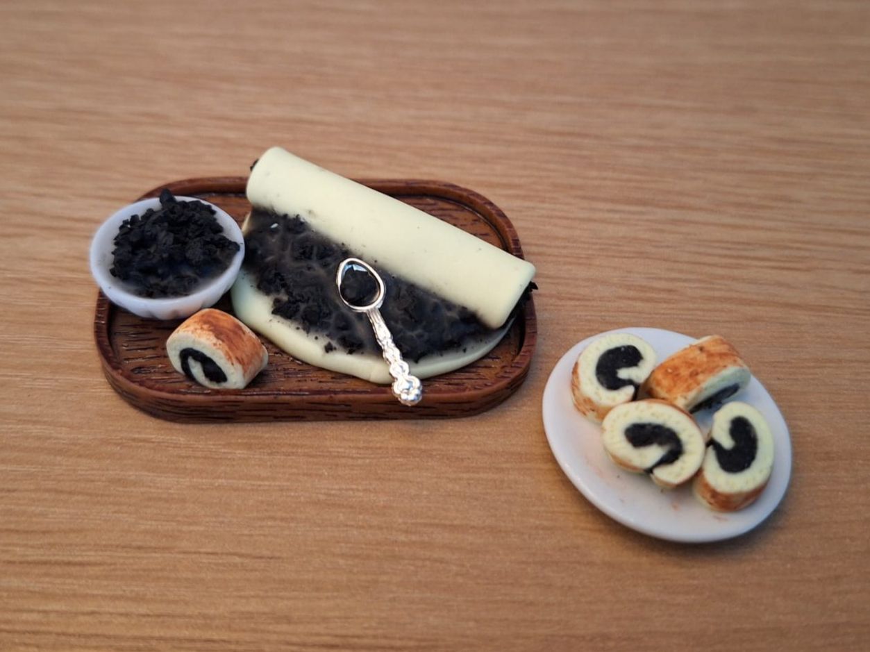 Case e mobili per bambole: Mohnstrudel Back Set, Handgemacht – Nuovo (secondo la descrizione) da Zürich venduto da HandmadeTinyFood 2