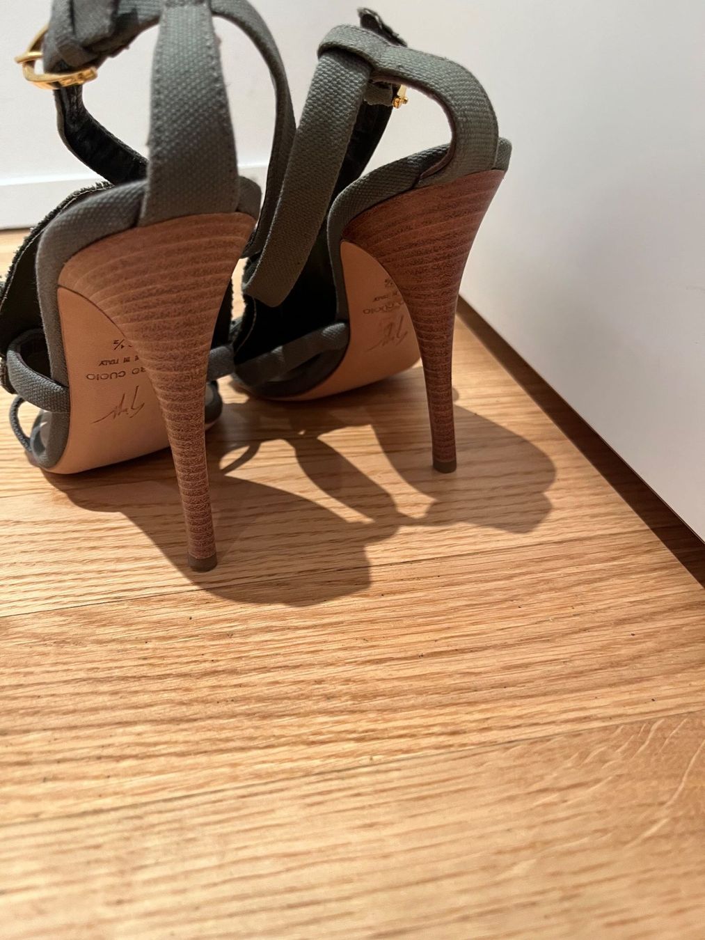 Zanotti Damenschuhe: Giuseppe Zanotti Sandalen Damen, Grösse 36.5 – Neu (gemäss Beschreibung) aus Baar von sim_5d6l 3