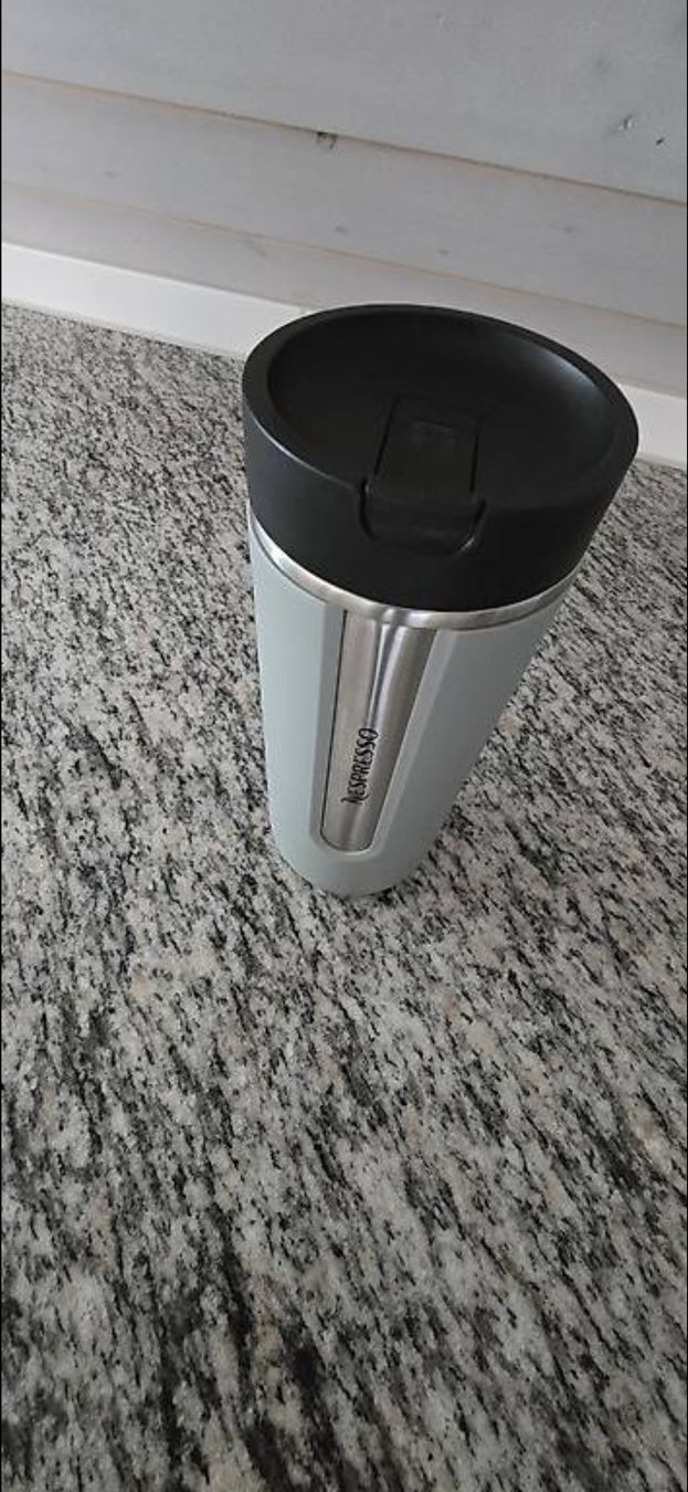 Recipients et similaires: Nespresso Travel Mug – Neuf avec emballage d'origine à Adlikon par SkodaFabia92 1