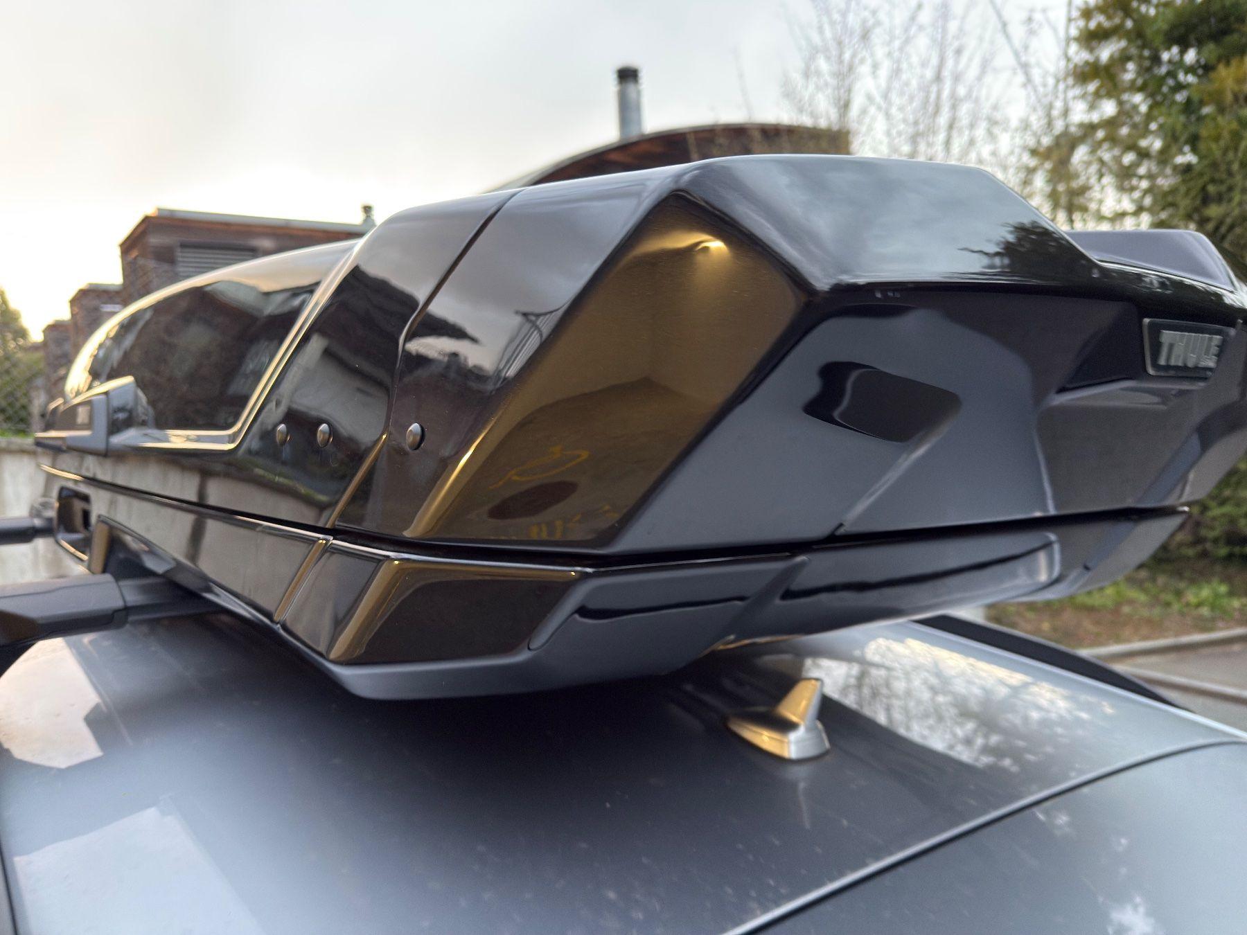 Thule Box da tetto: Roofbox / Dachbox - Thule Vector M - LIKE NEW - 360L – Nuovo (secondo la descrizione) da Thalwil venduto da brunof 5